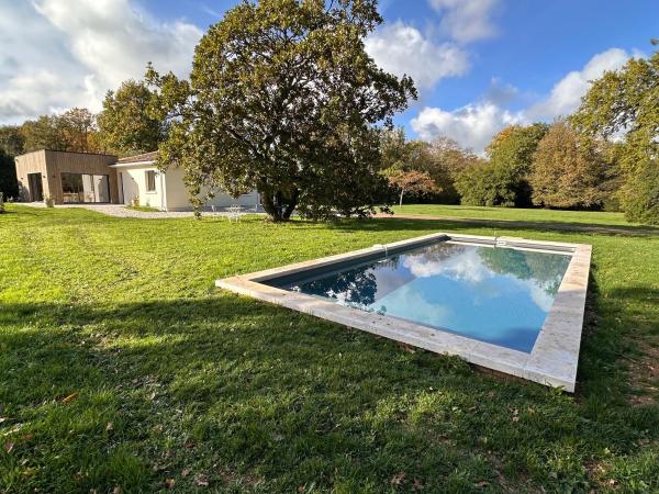 Villa Pavone, Rezervasyon  Angouleme Charente