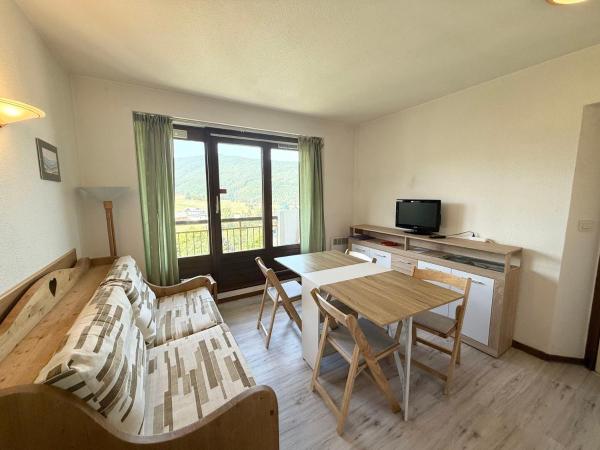 Appartement cosy avec balcon et vue parc à Villard-de-Lans - FR-1-515-231, Rezervasyon  Rhône-Alps Otoparklı Oteller, Otopark
