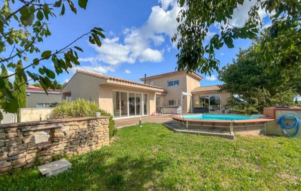 Villa de luxe MASADRIM aux portes d'Uzès, Rezervasyon  Serviers-et-Labaume Gard