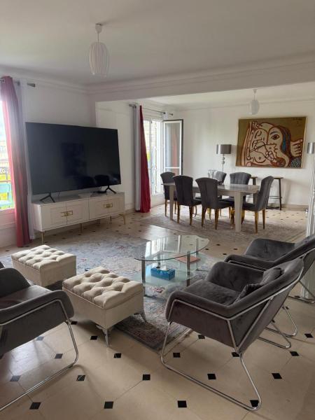 Trending Apartment - Place Victor Hugo, Rezervasyon Daire Ile de France otoparklı oteller, Otopark