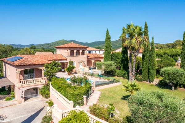 Villa Moniris Provence Bliss and Pool, Rezervasyon  Var coast Havuzlu Oteller, Yüzme Havuzu