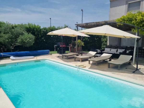 Beautiful Villa Pool in Provence, Rezervasyon  Monteux Havuzlu Oteller, Yüzme Havuzu