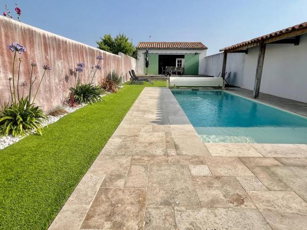 Villa avec Piscine chauffée, a 5mn de la plage, Rezervasyon  Charente-Maritime Havuzlu Oteller, Yüzme Havuzu