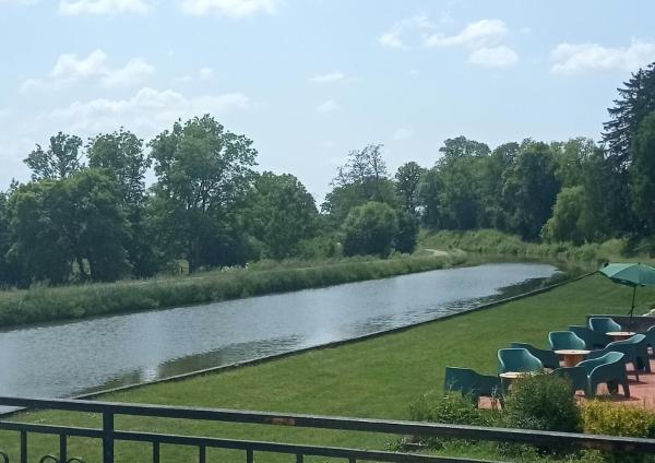 Au pont tournant, Rezervasyon  Selles Franche-Comté