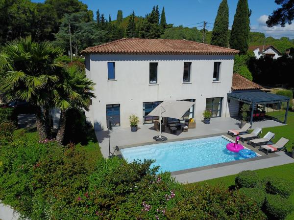 Villa Les Jasmins - Le Cannet-Vallauris - Modern with AC, ideal for fun and work, Rezervasyon  Vallauris Alpes-Maritimes