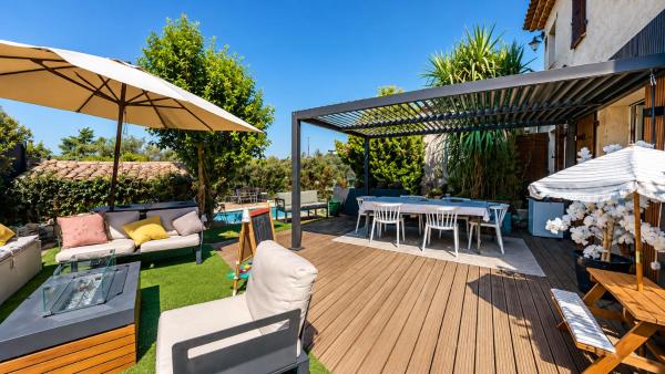 Villa - Piscine partagée dans résidence privée - Proche Cannes, Rezervasyon  Sophia Antipolis havuzlu oteller, Yüzme Havuzu