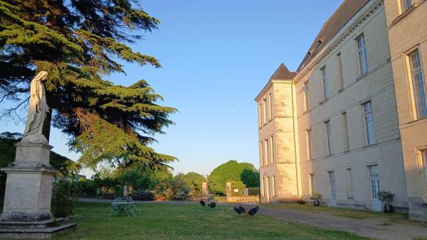 Palais abbatial de Bourgueil, Rezervasyon  Bourgueil 