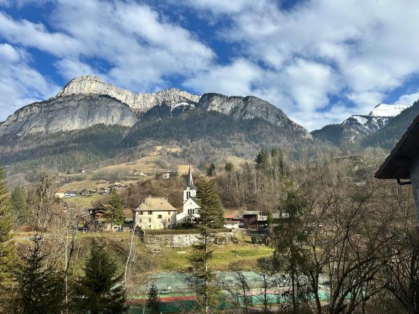 La fruiterie, Rezervasyon  Glières-Val-de-Borne Rhône-Alps.