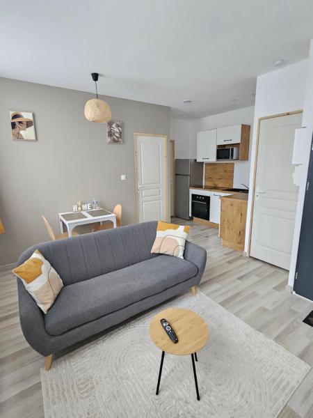 Chez Home, Rezervasyon  Valenciennes 