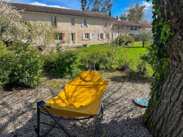 Gîte trois étoiles, maison de campagne, Rezervasyon  Fiac Languedoc-Roussillon