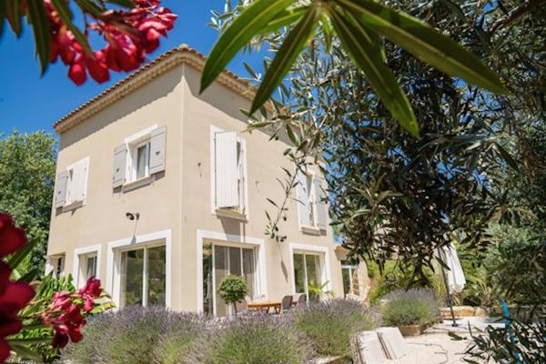 Villa Aprile, Rezervasyon  Saint-Etienne-du-Gres Alpilles