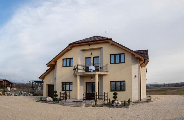 AGROPENSIUNEA LUK, Rezervasyon   