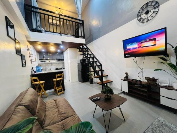 Homey Hideout- Athena and Noah Units, Rezervasyon   