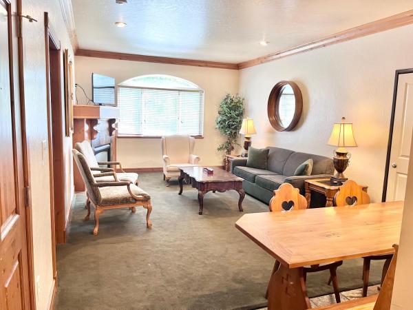 Cozy Family Zermatt King Villa with Kitchen Near Park City & Deer Valley Ski Resorts - 1085, Rezervasyon  Mound City Utah