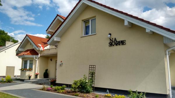 Na Skarpie, Rezervasyon Aile Yanı Konaklama Tluszcz 