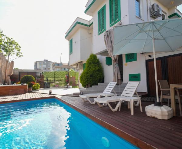 Yeşil Panjurlu Bahçeli Villa, Rezervasyon  Nilüfer İstanbul