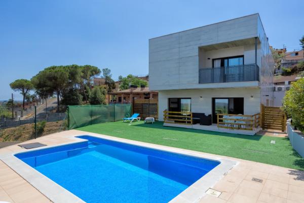 Hauzify I Villa Velaz, Rezervasyon  Fogars de la Selva Barcelona Province