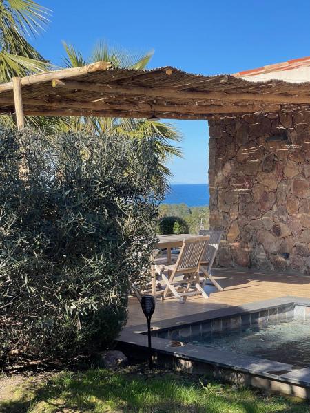 Villa Machja Solenzara, Rezervasyon  Korsika Havuzlu Oteller, Yüzme Havuzu