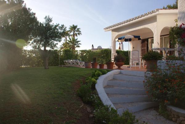 Villa Lombardi, Rezervasyon Villa Alaior otoparklı oteller, Otopark