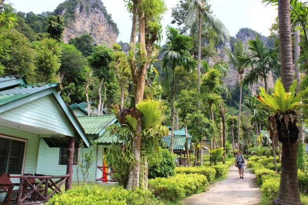 Chill Out Bar and Jungle Bungalows, Rezervasyon  Tonsai Beach 