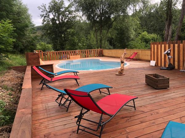 Camping Du Pont De St Gal, Rezervasyon Kamp Alanı Allier Kamp Alanları, Kamp Alanı