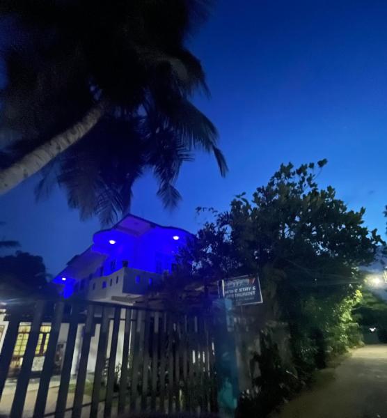 Chithra Homestay, Rezervasyon Otel Tangalle Hambantota District, Mulkirigala Rock Monastery yakınındaki