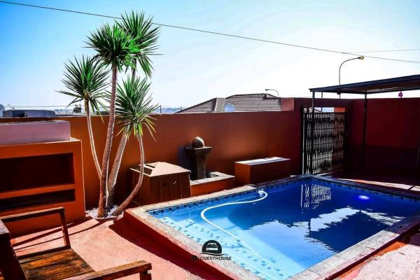 tp guesthouse, Rezervasyon  Phomolong Gauteng