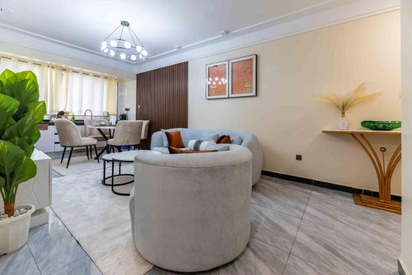 Elegant classy apartment with swimming pool ,fully equipped gym ,child play area and close proximity to shopping malls and great breathtaking views, Rezervasyon Daire Nairobi Nairobi
