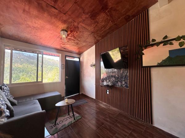 El Refugio del Viajero, Rezervasyon  Mineral del Chico 