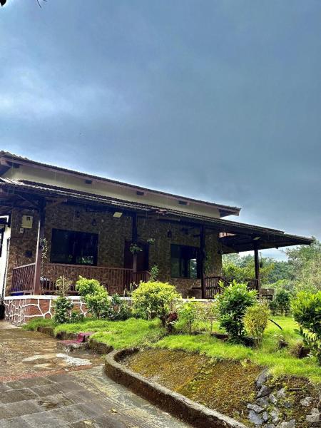 2 bhk Spacious Farmhouse Villa, Rezervasyon  Chouk Maharashtra