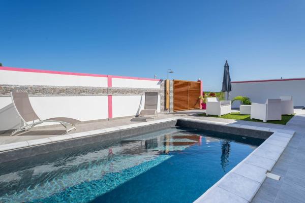 Villa Guenaslo 2, Rezervasyon  Grande-Terre havuzlu oteller, Yüzme Havuzu