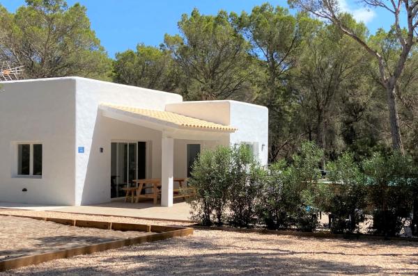 Can Valonsadero, Villa con Piscina, Rezervasyon  Es Calo Formentera