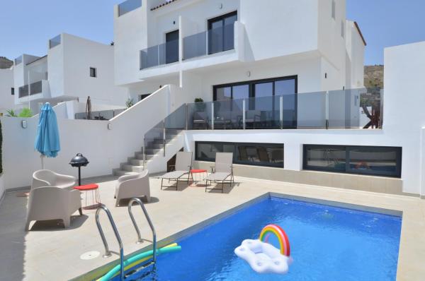 Mountain Villa with Pool by NRAS, Rezervasyon  Orcheta Valencia Community