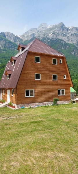 Bujtina ZEMRA TRADITES, Rezervasyon  Theth Shkoder County