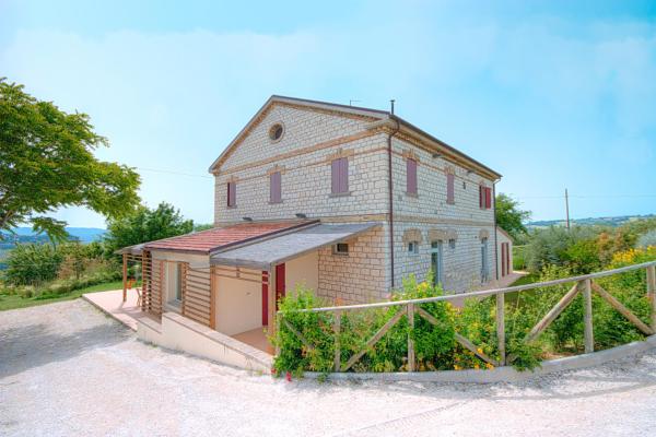 Agriturismo Casa Rossi di Paolo Rossi, Rezervasyon  Numana 