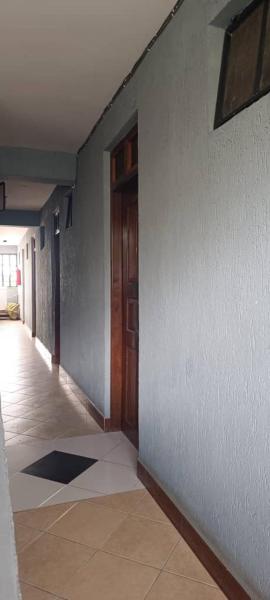 Johnnies Lodge, Rezervasyon  Arusha Tanzanya