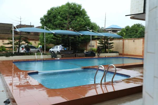 Hôtel La Majesté, Rezervasyon Otel Bohicon Benin