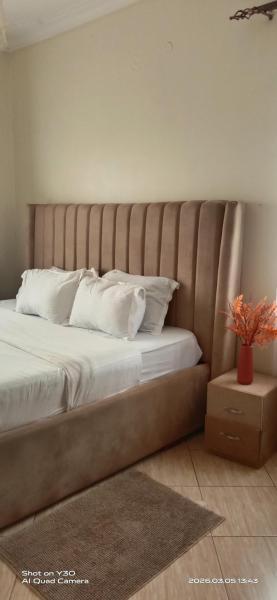 Bujojun stay 2 bedrooms apartment in Entebbe, Rezervasyon Daire Entebbe 