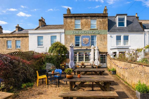 The Richmond Arms Pub - Private Rooms, Rezervasyon  Bath 