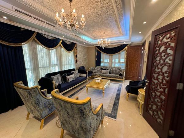 Luxury Royal Villa with 7 Master Suites, Rezervasyon  Acman Birleşik Arap Emirlikleri