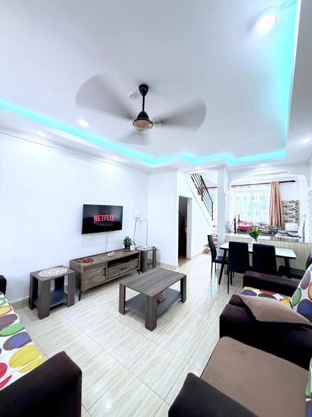Holiday Home - Serena Road Villas, Rezervasyon  Mombasa Coast Region