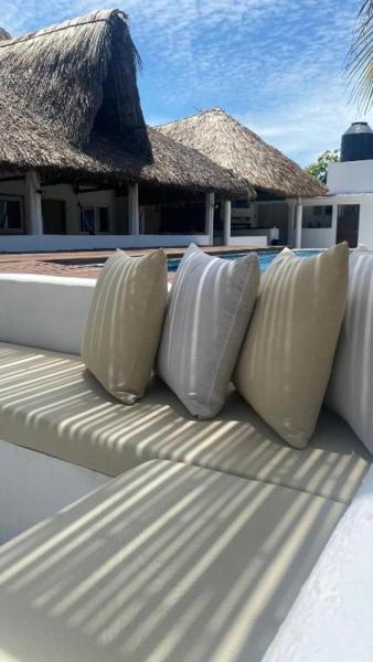 Hot Chipilin El Paredon, Rezervasyon  Sipacate Escuintla