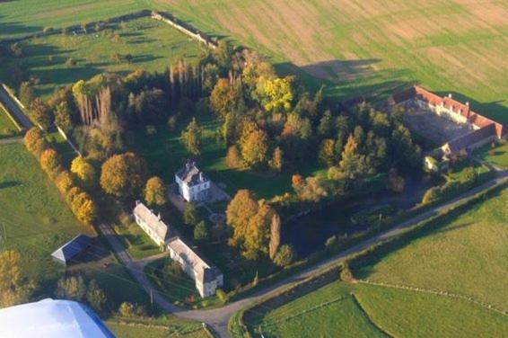 Gîtes du château de la Motte, Rezervasyon  Joué-du-Plain Normandy