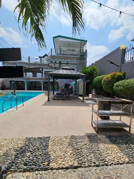 Crestscente Skye Villa Resort, Rezervasyon  Pañgil Luzon