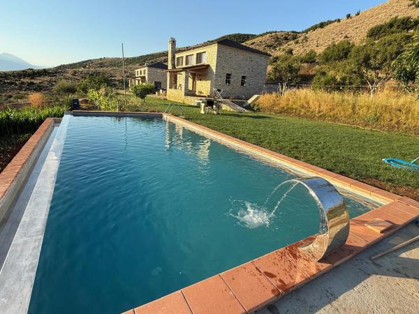 Villa Rovishta, Rezervasyon  Gjirokastër County havuzlu oteller, Yüzme Havuzu